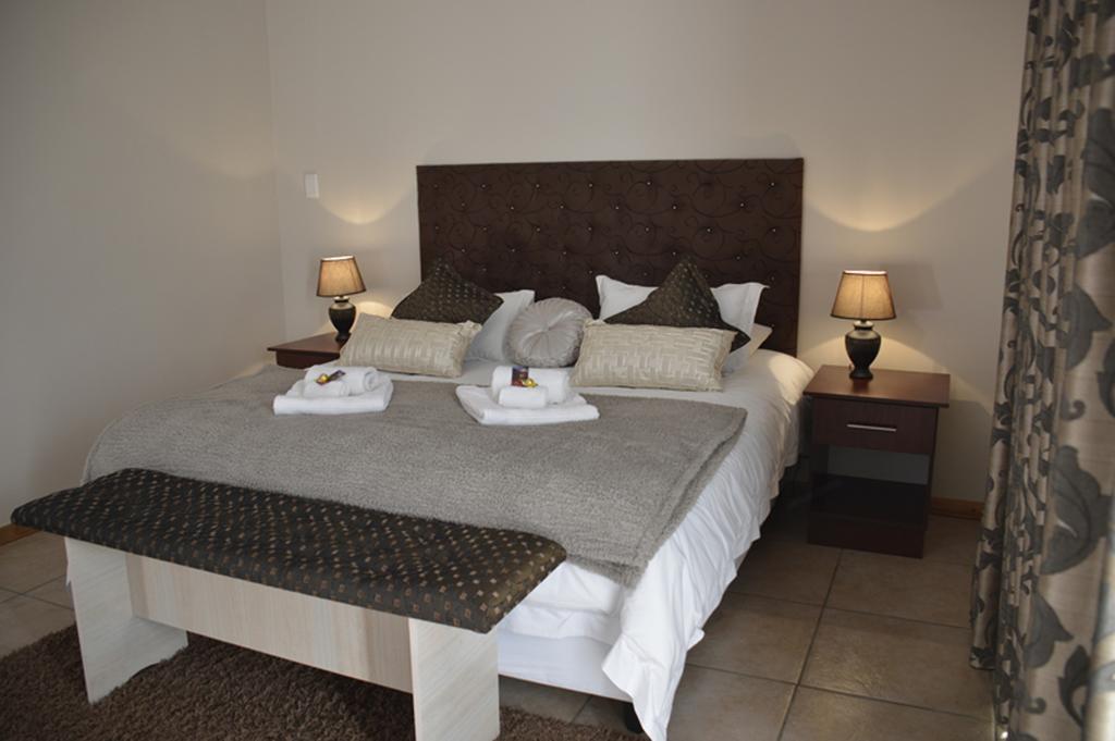 Two Bells Guest House Bloemfontein Ruang foto