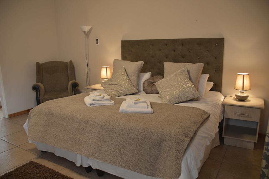 Two Bells Guest House Bloemfontein Ruang foto