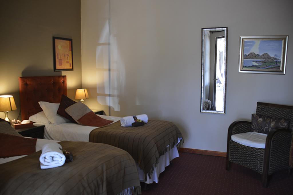 Two Bells Guest House Bloemfontein Ruang foto